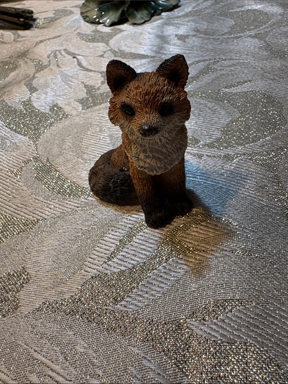 Vintage Decorative Brown Fox Figurine - Charming Woodland Accent - Picture 2 of 5